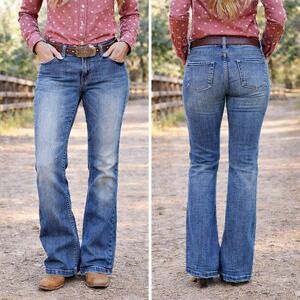 Cowgirl Tuff Co Just Tuff Jeans Womens 36x31 Medium‎ Wash Trouser Bootcut JTTRMW